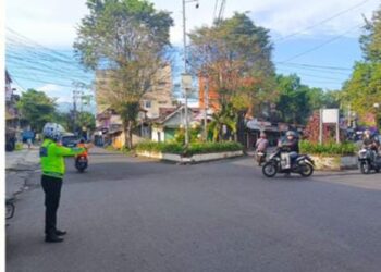 Satuan Lalu Lintas (Satlantas) Polresta Manado telah menggelar kegiatan Pos Cakalang (Polisi Cegah Kemacetan dan Pelanggaran) pada hari Sabtu, tanggal 27 April 2024.