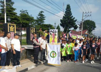 Pelaksanaan kegiatan Perlombaan lari tersebut di laksanakan bertempat di depan Kantor Bupati Dairi, Jalan Sisingamangaraja Sidikalang, Selasa 29/03/2024.