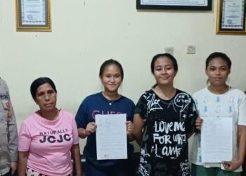 Polsek Malalayang telah berhasil menyelesaikan masalah kekerasan yang terjadi di Kelurahan Malalayang Satu Timur, Kecamatan Malalayang, Kota Manado. Setelah melakukan kegiatan problem solving dan mediasi di kantor polisi, kedua belah pihak yang terlibat dalam insiden tersebut sepakat untuk menyelesaikan permasalahan secara kekeluargaan.