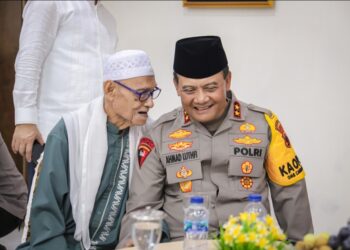 Kapolda Jateng Irjen Ahmad Luthfi saat bersilahturahmi dengan tokoh agama dan tokoh masyarakat