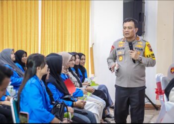 Kegiatan yang diikuti Civitas Akademi baik mahasiswa dan BEM Undaris, serta perwakilan 30 BEM Universitas di wilayah Semarang raya ini dihadiri Kapolda Jateng Irjen Pol. Drs. Ahmad Luthfi SH. SSt. MK., didampingi Wakapolda Jateng Brigjen. Pol. Drs. Agus Suryonugroho, S.H., M.Hum., Kapolres Semarang Kabupaten beserta PJU Polda Jateng.