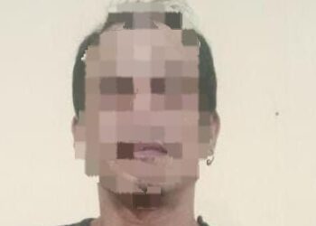 Tim Satuan Reserse Narkoba Polresta Manado berhasil mengungkap kasus pengedaran narkotika jenis shabu yang dilakukan oleh seorang tersangka di Kelurahan Kombos Barat Lingk III, Kecamatan Singkil, Kota Manado. Keberhasilan ini merupakan hasil dari informasi yang diterima dari masyarakat pada hari Senin, tanggal 29 April 2024, sekitar pukul 19.00 WITA.