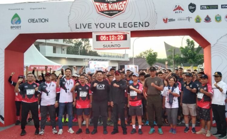 Pengamanan dan pengawalan jalur lintasan serta persimpangan dilakukan dengan ketat oleh 143 personel Polres Samosir dan Polsek Pangururan, sesuai dengan Surat Perintah Kapolres Samosir Nomor SPRIN/317/V/Pam.3.3./2024 tertanggal 02 Mei 2024.