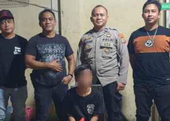 Tim Delta Resmob Polresta Manado telah berhasil mengamankan seorang terduga pelaku penganiayaan di Kelurahan Calaca, Kecamatan Wenang, Kota Manado. Pelaku tersebut diketahui bernama RP, seorang laki-laki berusia 13 tahun yang beralamatkan di Kelurahan Calaca Lingkungan III, Kecamatan Wenang, Kota Manado, Selasa (7/5/2024).