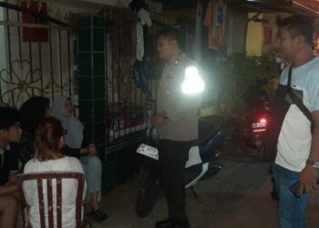 Satuan Samapta Polresta Manado melaksanakan operasi KRYD (Kegiatan Rutin Yang Ditingkatkan) di sekitar wilayah Kelurahan Banjer LK IV, V, dan VI Kecamatan Tikala. Operasi ini merupakan bagian dari upaya Polresta Manado untuk meningkatkan keamanan dan ketertiban masyarakat, Selasa (7/5/2024) malam.