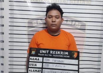 DITANGKAP: Polsek Delitua menangkap pelaku tawuran Dedem Kurniawan (19) warga Jalan Karya Bakti Kelurahsn Sari Rejo Kecamatan Medan Polonia Kota Medan. (Foto Dok/ Poksek Delitua)