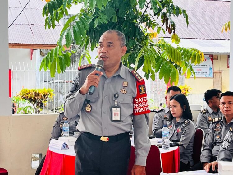 Inspektorat Jenderal Kementerian Hukum dan HAM RI menugaskan Tim Penilai Internal untuk melaksanakan Desk Evaluasi dan Evaluasi Lapangan terkait Pembangunan Zona Integritas Satuan Kerja Menuju Wilayah Bebas dari Korupsi (WBK) di Lembaga Pemasyarakatan Kelas IIB Bitung pada tanggal 14 Juni.