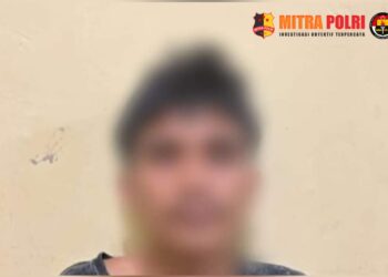 Resmob Polres Palopo dipimpin Aipda Ronald Effendy mengamankan seorang pemuda beriniasial JRW 21 Tahun. Dia ditangkap di Jln. Homebase Kec. Mancani Kota Palopo, Selasa (14/5/2024).
