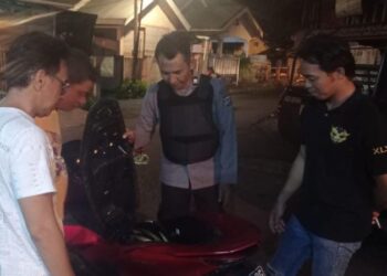 Polsek Tikala Polresta Manado melaksanakan kegiatan KRYD (Kegiatan Rutin yang Ditingkatkan) di Kelurahan Banjer, Kecamatan Tikala, Kota Manado, pada Selasa malam (14/5/2024) malam. Giat ini bertujuan untuk mengantisipasi dan mencegah terjadinya tawuran antar lingkungan yang akhir-akhir ini kerap meresahkan warga setempat.
