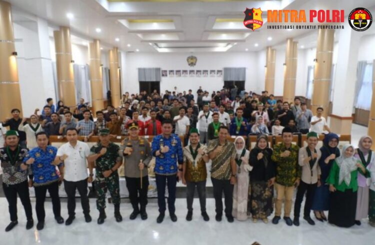 Bupati Gowa, Adnan Purichta Ichsan membuka secara resmi Musyawarah Daerah (Musda) Badan Koordinasi (Badko) Himpunan Mahasiswa Islam (HMI) Sulselbar VII Tahun 2024 di Baruga Karaeng Galesong, Kantor Bupati Gowa, Jum’at (17/5/24).