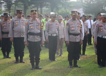 Jajaran Polres Ogan Ilir yang dipimpin oleh Waka Polres Ogan Ilir Kompol Hermansyah, S.H serta para PJU dan Kapolsek serta jajaran personil Polres dan perwakilan personil Polsek Ogan Ilir, pada hari Senin (20/05/2024) mengikuti upacara dalam rangka memperingati hari Kebangkitan Nasional tahun 2024.