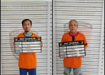 NB: Hendra

       Sugeng Sutrisno

DIAMANKAN: Kedua pelaku curanamor berinisial He dan SS diamankan di Polsek Medan Timur, Rabu (22/5/2024).(Foto Dok/Polsek)