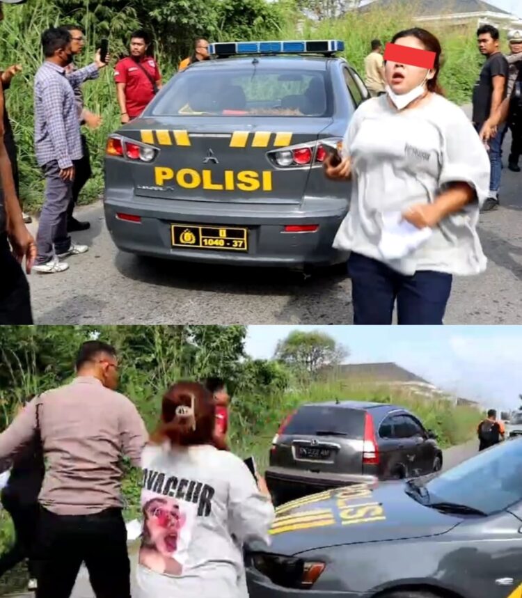 Aksi masyarakat yang mengaku dari Kelompok Masyarakat Penentang Beroperasinya Pabrik Pengolahan Minyak Kelapa Sawit PT PPSP di Kelurahan Pulo Padang dan pemberitaan dari media online Lokal di sebutkan adanya video mobil Patroli Polres Labuhan Batu Tabrak seorang wanita.
Rabu (22/05/2024).