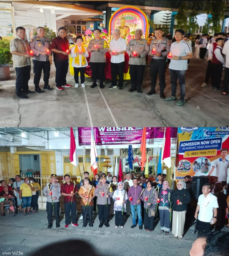 Forum Komunikasi Pimpinan Daerah (Forkopimda) Labuhanbatu, terdiri dari Plt Bupati, Hj Ellya Rosa Siregar SPd MM, Dandim 0209/LB  Letkol Inf Yudi Ardiyan Saputro, Kapolres AKBP Dr Bernhard L Malau secara  bersama,  melepas pawai lilin Hari Raya Waisak 2568, dari depan Komplek Perguruan Byddhus Jayanti, di Jalan Jendral Gatot Subroto Rantauprapat, Kamis (23/05/2024).