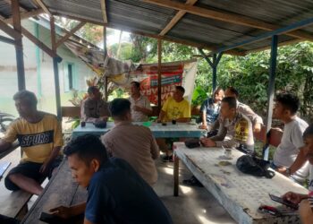 Lokasi pelaksanaan Jumat Curhat mencakup beberapa desa, yaitu Desa Pallombuan dan Desa Gorat Pallombuan di Kecamatan Palipi, Desa Pasaran Parsaoran dan Desa Pasaran I di Kecamatan Nainggolan, Desa Hutagalung dan Desa Hariara Pintu di Kecamatan Harian, serta Desa Siallagan Pindaraya di Kecamatan Simanindo.