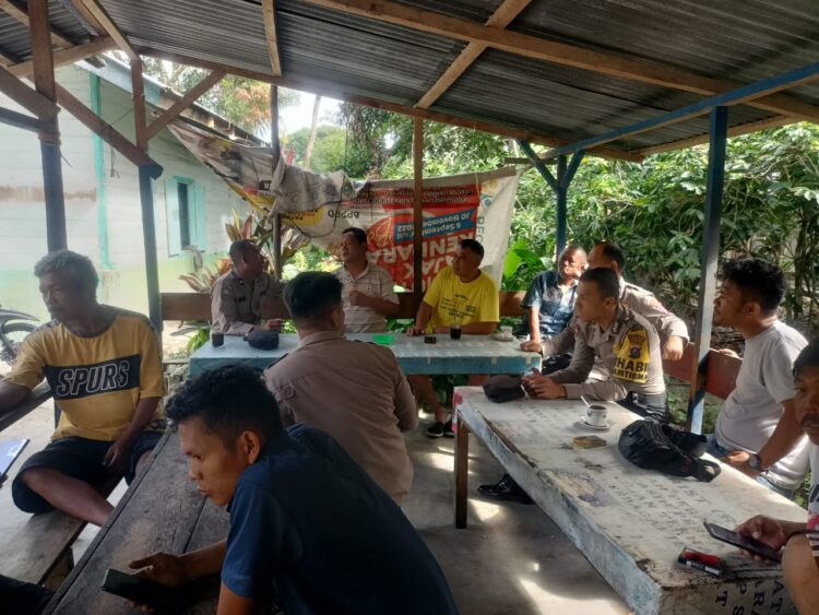 Lokasi pelaksanaan Jumat Curhat mencakup beberapa desa, yaitu Desa Pallombuan dan Desa Gorat Pallombuan di Kecamatan Palipi, Desa Pasaran Parsaoran dan Desa Pasaran I di Kecamatan Nainggolan, Desa Hutagalung dan Desa Hariara Pintu di Kecamatan Harian, serta Desa Siallagan Pindaraya di Kecamatan Simanindo.