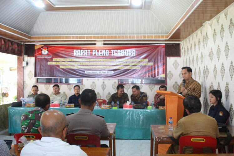 Rapat pleno terbuka terkait penetapan perolehan kursi partai politik peserta pemilihan umum dan penetapan calon terpilih anggota DPRD Kabupaten Nias Barat. Acara ini diadakan di Marco Beach Sirombu, Kecamatan Sirombu, Kabupaten Nias Barat. Rapat pleno tersebut merupakan bagian penting dalam tahapan pemilihan umum 2024 di wilayah tersebut. Selasa, 28 Mei 2024.