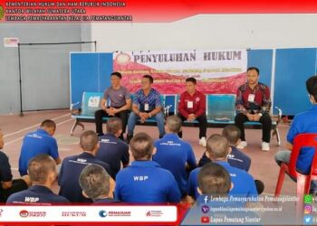 Lapas Kelas IIA Pematangsiantar Kanwil Kemenkumham Sumut berikan kegiatan penyuluhan dan bantuan hukum bagi tahanan. Pada kesempatan ini Lapas Kelas IIA Pematangsiantar bekerja sama dengan LBH-SS (Lembaga Bantuan Hukum Siantar-Simalungun) guna berikan Penyuluhan bagi para tahanan.