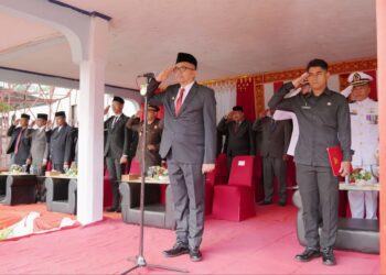 Diselenggarakan di Lapangan Playground Kota Sabang, kegiatan tersebut dipimpin Pj Wali Kota Sabang Reza Fahlevi sebagai inspektur upacara, serta diikuti Forkopimda dan seluruh Aparatur Sipil Negara (ASN) di lingkungan Pemerintah Kota Sabang.