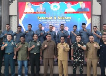 Ketua Umum Dewan Pengurus Pusat Persatuan Wartawan Online (DPD -PWO) Aceh, Hasbi Abubakar melantik Dewan Pengurus Daerah Persatuan Online (DPD-PWO) Aceh Utara Masa Bakti Tahun 2024-2028 yang berlangsung di aula kantor Bupati Aceh Utara pada Selasa (21/5/2024).