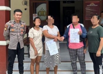 Polsek Bunaken berhasil menyelesaikan kasus dugaan tindak pidana penganiayaan melalui pendekatan problem solving. Kasus ini terjadi ketika seorang warga dilaporkan menjadi korban penganiayaan di wilayah hukum Polsek Bunaken.
