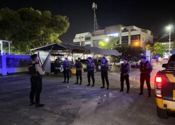 Tim patroli perintis presisi Sat Samapta Polres Lhokseumawe menyasar lokasi keramaian dan kawasan rawan gangguan keamanan dan ketertiban masyarakat (Kamtibmas) di wilayah hukum Polres Lhokseumawe, Jum'at (7/6/2024) malam.