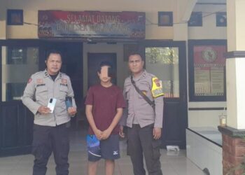 Bhabinkamtibmas dari Polsek Malalayang terus menunjukkan komitmennya dalam meningkatkan kualitas keamanan dan ketertiban di lingkungan masyarakat. Dengan pendekatan yang proaktif, mereka telah secara aktif terlibat dalam proses penyelesaian masalah yang dihadapi oleh warga setempat.