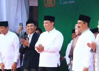 Jajaran pejabat utama (PJU) Mabes Polri pun melakukan salat Idul Adha di Lapangan Bhayangkara Mabes Polri. Khutbah dalam Salat Idul Adha pun diisi oleh Wakil Rektor III Universitas Islam Negeri (UIN) Syarif Hidayatullah Jakarta Prof. Ali Munhanif, M.A., Ph.D.