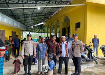 Polres Samosir bersama Polsek jajaran dan personil Koramil melaksanakan pengamanan di tujuh lokasi di wilayah hukumnya. Senin, (17/06/2024).