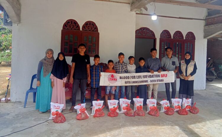 Blood For Life Fondation (BFLF) salurkan puluhan Sak beras dan daging Qurban kepada anak yatim piatu dan yatim Fakir dalam wilayah kota Lhokseumawe dan Aceh Utara, Selasa 18/06/2024.