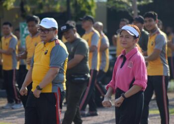 Hadir dalam kegiatan tersebut Kapolres Tegal Kota, Komandan Kodim 0712/Tegal, Komandan Lanal Tegal, Komandan Satradar 214 Tegal, Wakapolres Tegal Kota, Para Kapolsek dan Pejabat Utama Polres Tegal Kota. Serta para anggota baik dari unsur TNI-Polri, Aparatur Sipil Negara (ASN) maupun Bhayangkari Cabang Tegal Kota.