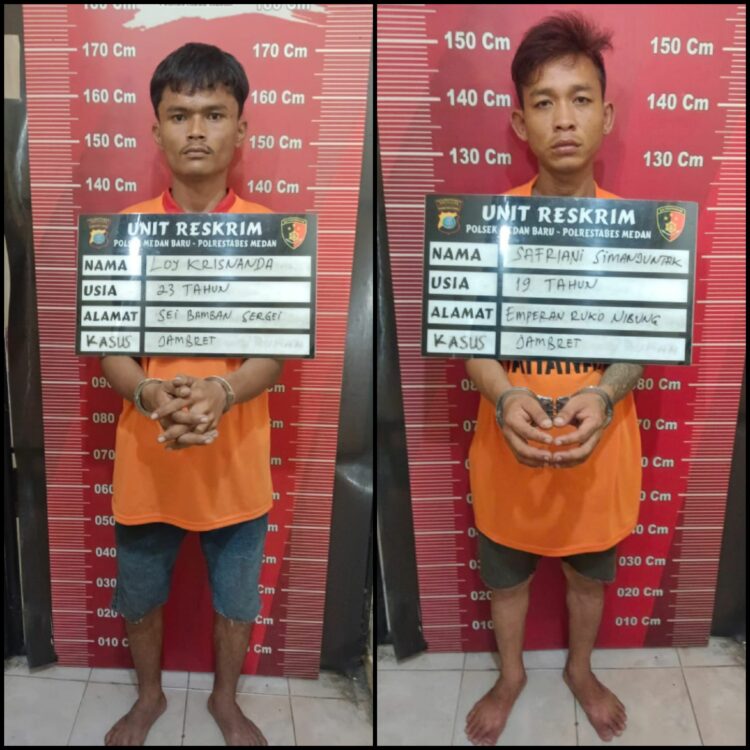 NB: Safriani Simanjuntak- Loy Krisnanda - DIAMANKAN: Kedua pelaku pencurian HP berinisial SS dan LK diamankan di Polsek Medan Baru, Senin (24/6/2024).(Foto Dok/Polsek)