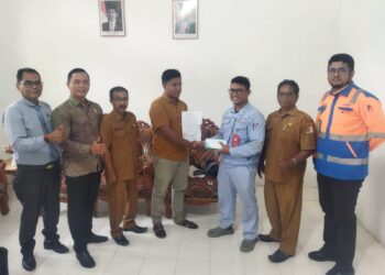 Direktur Yayasan Lembaga Bantuan Hukum Advokasi dan Keadilan Aceh (YLBH AKA) Nagan Raya Muhammad Dustur, S.H., M.Kn didampingi Ketua Advokasi dan Bantuan Hukum YLBH AKA NAGAN RAYA T. RIDWAN, S.H yang selama ini telah melakukan pendampingan upaya hukum penyelesaian perselisihan dan pemutusan hubungan kerja oleh di PT. Meulaboh Power Generation (MPG) dan PT RAFALOEN MANDIRI atas Nama Muhammad Rizki Mauliza.