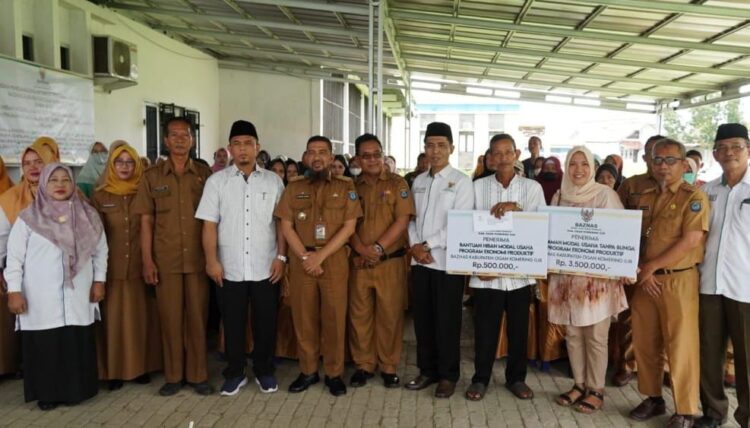 Badan Amil Zakat Nasional (Baznas) Kabupaten Ogan Komering Ilir menyediakan modal bagi masyarakat sesuai syariah tanpa bunga atau riba.