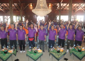 Pj. Wali Kota Tegal, saat menghadiri peringatan Hari Lanjut Usia Nasional (HLUN) ke-28 tingkat Kota Tegal, di Pendopo Ki Gede Sebayu, Komplek Balai Kota Tegal, Jum'at (28/6/2024).