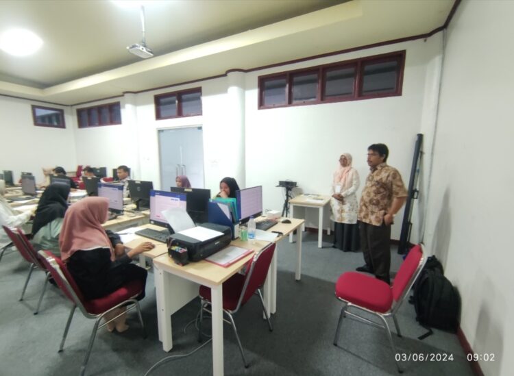 Tes substantif dilaksanakan selama 5 hari pada tanggal 03 -07 Juni 2024, sebanyak 314 peserta yang memilih pelaksanaan tes subsantif di LPTK Malikussaleh. Senin (03/06/24).