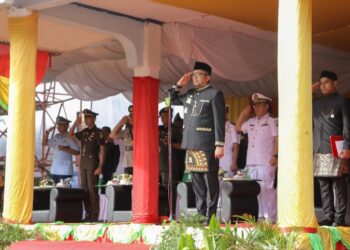 Pelaksanaan upacara peringatan HUT Kota Sabang ke-59 yang digelar di Lapangan Playground Kota Sabang tepat pada 24 Juni 2024 itu berlangsung dengan khidmat.