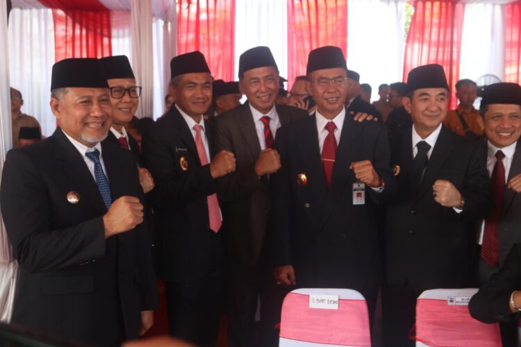 Penjabat (Pj) Wali Kota Tegal Dadang Somantri menghadiri Upacara Peringatan Hari Ulang Tahun (HUT) Bhayangkara ke-78 tingkat Polda Jawa Tengah di Kompleks Balaikota Jalan Pemuda, Semarang pada Senin (01/07/2024).