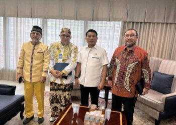 Istana Negara dikunjungi 3 Kesultanan besar di Nusantara, Kesultanan Samudera Pasai Aceh PYM Sultan Malik Samudera Pasai Teuku Haji Badruddin Syah ZFA, Keraton Kasepuhan Kesultanan Cirebon PYM Sultan Sepuh Syarif Maulana Rd. Heru R. Arianatareja, S.Psi., M. H., dan Kesultanan Ternate PYM Sultan Hidajat M Sjah II, Senin 08 Juli 2024.