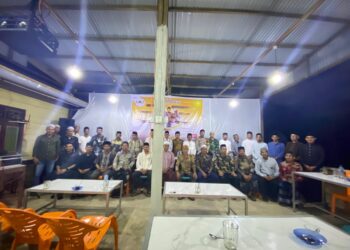 Turut Hadir dalam acara tersebut, Muspika Kecamatan Paya Bakong, Ketua Huda Paya Bakong, Ketua Tastafi Paya Bakong, tokoh ulama dan tokoh masyarakat.
