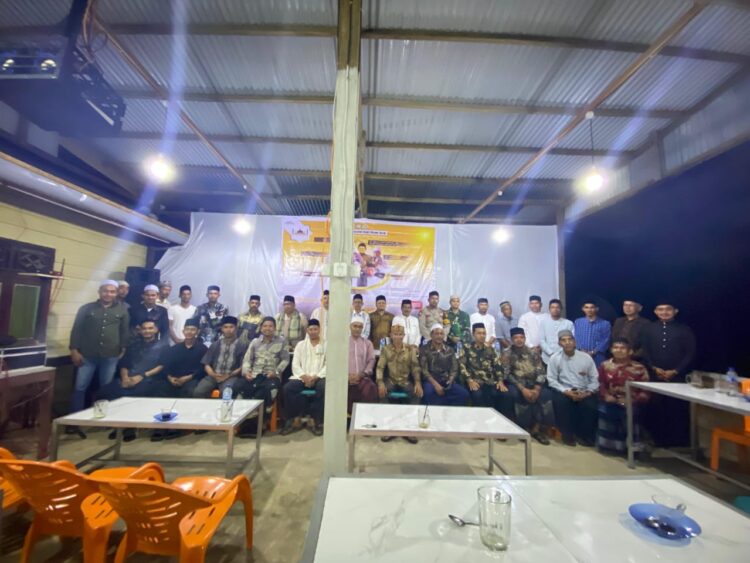 Turut Hadir dalam acara tersebut, Muspika Kecamatan Paya Bakong, Ketua Huda Paya Bakong, Ketua Tastafi Paya Bakong, tokoh ulama dan tokoh masyarakat.