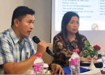 Kasat Res Narkoba Polresta Manado, AKP Hilman Muthalib, SH, menghadiri kegiatan bersama Badan Narkotika Nasional (BNN) Kota Manado sebagai narasumber. Acara yang digelar di Hotel Roger’s Manado ini dimulai pada pukul 09.00 WITA dan dihadiri oleh berbagai perwakilan dari Satuan Kerja (Satker), Dinas, serta Instansi Pemerintah Kota Manado, Kamis (11/7/2024).