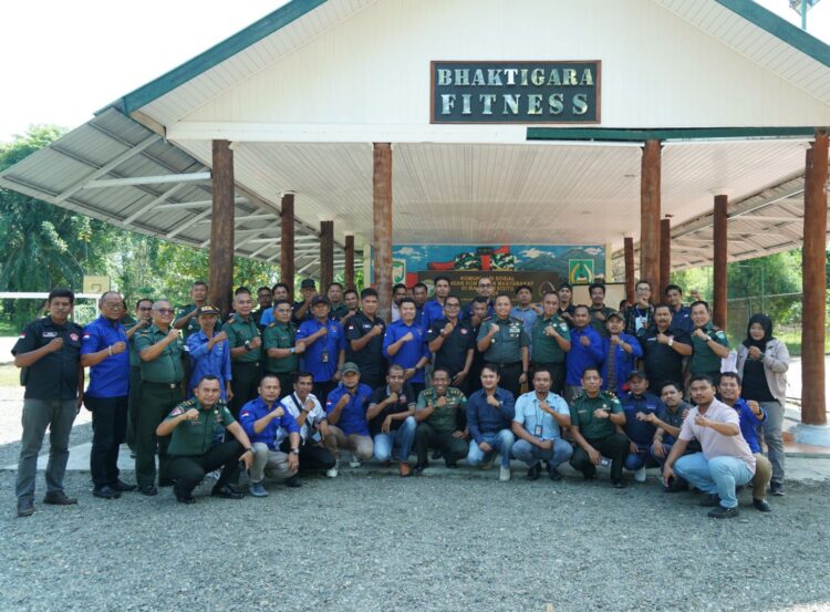 Danrem 012 Teuku Umar saat menggelar acara komunikasi sosial bersama para insan pers yang bertugas di Kabupaten Nagan Raya dan Aceh Barat.