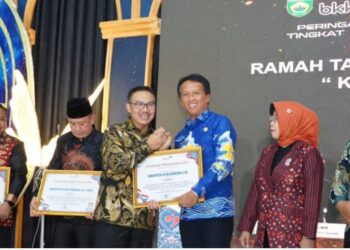 Prestasi yang dicapai adalah juara 1 Kabupaten/Kota Terbaik Total Capaian Pelayanan KB Kelompok Target >4.000 Akseptor pada Kegiatan Pelayanan KB Serentak Sejuta Akseptor Tingkat Provinsi Sumatera Selatan Tahun 2024 yang dilangsungkan pada tanggal 4 juni yang lalu secara serentak di seluruh kecamatan di Kabupaten OKI.