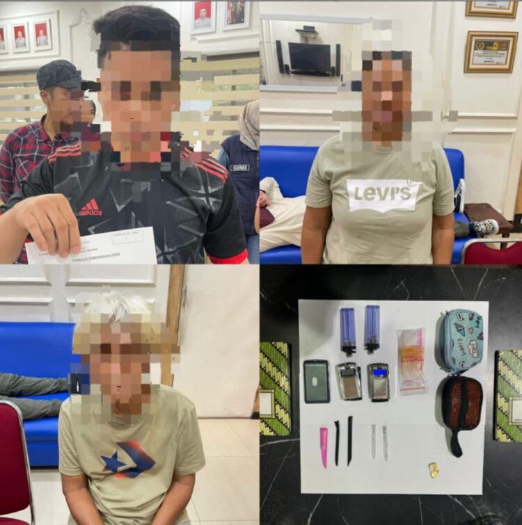Dari hasil kegiatan dilokasi tersebut, tim gabungan mengamankan 3 orang diduga penyalahguna narkotika (HB, 70 tahun, test positif metamfetamin, RN, 43 tahun, IRT, test positif metamfetamin dan AR, 34 tahun, hasil test negatif). Ditemukan pula barang-barang sisa penggunaan narkotika jenis shabu berupa sisa bungkus narkotika jenis shabu, kaca pirek, klip transparan yang berisi narkotika jenis sabu seberat 0,19 gram, 3 buah timbangan digital, sekop dari sedotan plastik serta korek api yang selanjutnya dibawa ke Mapolrestabes Palembang.