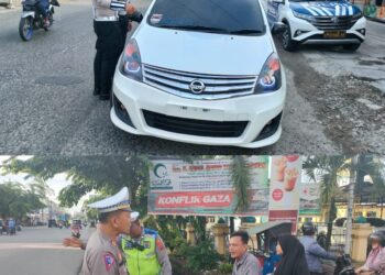 Pada hari Rabu, (24/07/2024) Kasat Lantas Polres Labuhanbatu bersama personel Sat Lantas melaksanakan penindakan terhadap pelaku pelanggaran lalu lintas di sepanjang Jalan Jenderal Ahmad Yani, Rantauprapat. Penindakan dilakukan melalui tilang manual di lokasi-lokasi yang telah ditetapkan sebagai Target Operasi.