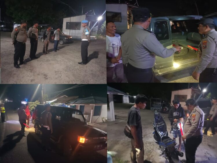 Polsek Bilah Hulu Polres Labuhanbatu kembali melaksanakan kegiatan Razia Rutin Giat Kepolisian Yang Ditingkatkan (KR2YD) dalam rangka memberantas kejahatan 3C (Curat, Curas, dan Curanmor). Razia dilaksanakan pada hari Kamis, (25/07/2024) bertempat di Jalinsum depan pos lantas Aek Nabara, Kecamatan Bilah Hulu, Labuhanbatu.