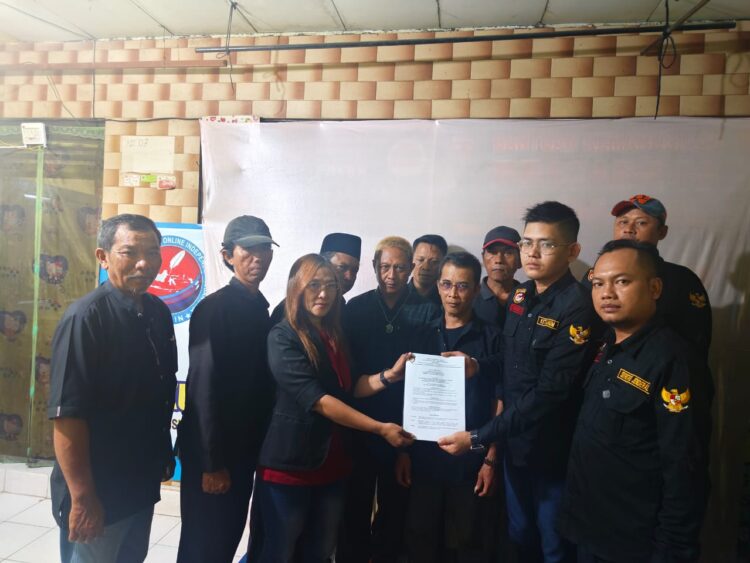 Acara Deklarasi Dewan Pengurus Daerah Aliansi Keluarga Pers Indonesia (DPD AKPI)  Jawa Tengah di hadiri oleh segenap pengurus AKPI Pusat di Desa Dukuh Malang RT 10/02 Kecamatan Talang Kabupaten  Tegal Jawa Tengah Jum'at (26/ 07/2024).