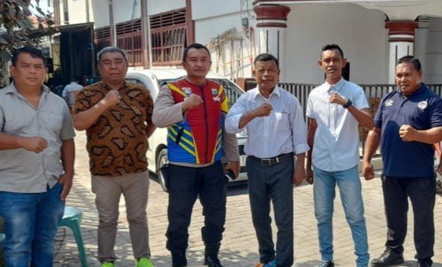 Polsek Singkil melaksanakan patroli pengamanan pada hari Minggu, 28 Juli 2024. Kegiatan ini merupakan bagian dari program Kegiatan Rutin yang Ditingkatkan (KRYD) yang bertujuan untuk memberikan rasa aman kepada masyarakat, khususnya para jemaat yang sedang melaksanakan ibadah.