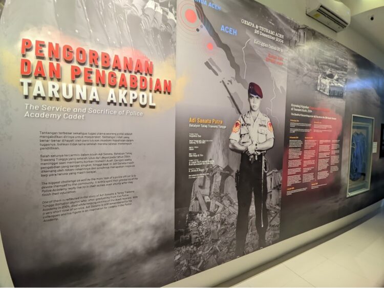 Kisah Adi Sanata diabadikan di Museum Akpol lengkap dengan kronologi peristiwa kepahlawanannya. Seragam terakhir yang dia kenakan juga dipajang sebagai bentuk penghormatan.